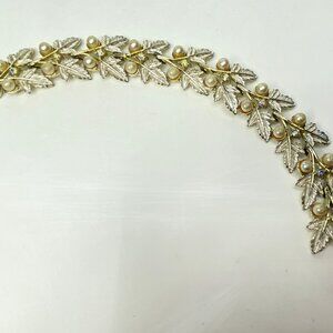 Vintage Judy Lee Faux Pearl Leaf Bracelet Gold Tone, c1960 32g 7 7/8" JR1125